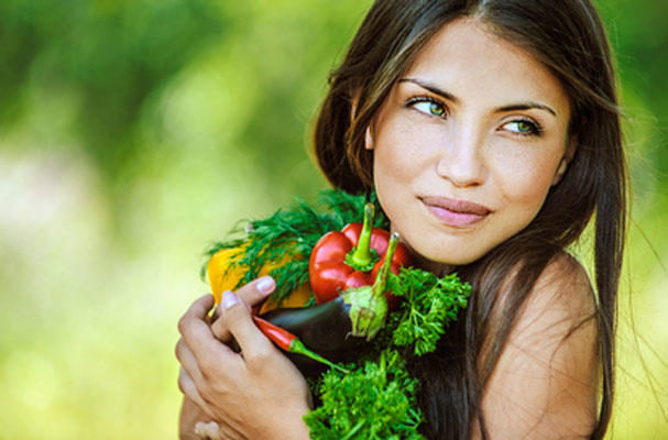 Saçlarımızı sadece yediklerimiz besler!